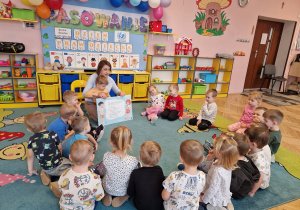 prezdszkolaki, nauczycielka, obrazek