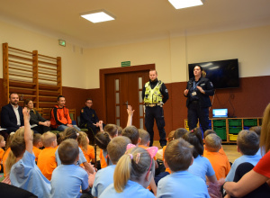 Spotkanie edukacyjno-prewencyjne w przedszkolu w ramach projektu "Bezpieczne miasto i jego mieszkańcy "