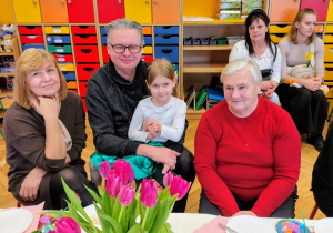 wnuczka, babcie, dziadkowie,