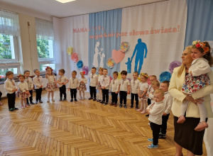Krasnale - "Dzień Mamy i Taty"