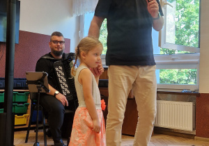 dziewczynka, muzycy